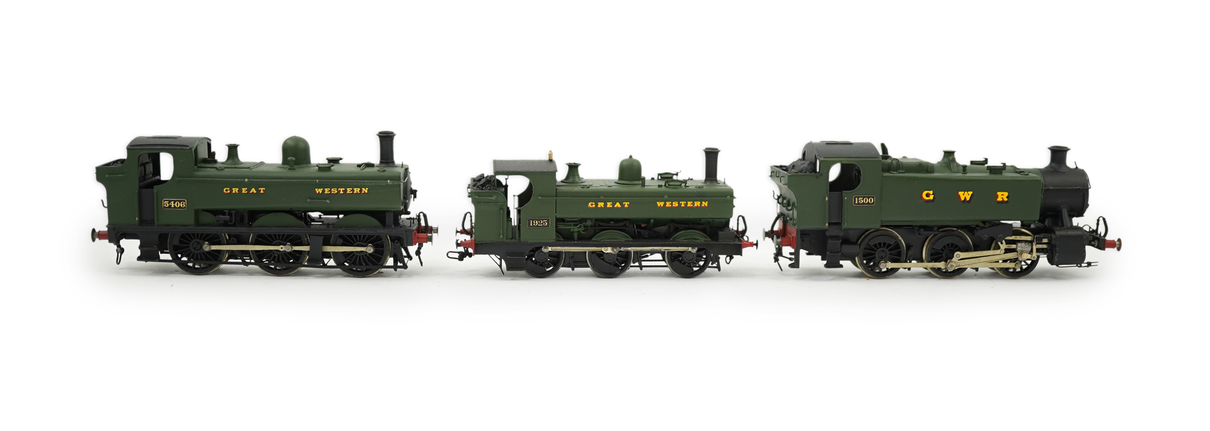Three 00 gauge brass and white metal kit built GWR tank locomotives; a 15xx class 0-6-0T, 1500, together with an 54xx class 0-6-0PT, 5406, and a 19xx class 0-6-0PT, 1925, all constructed, painted and lined to a high stan
